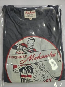 Chaqueta Roja Cincinnati Mohwaks - Para Hombre Tachuelas de Latón 2 Camiseta Talla Grande - Imagen 1 de 6