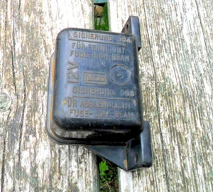 Vintage Lucas Headlight Fuse Box. Low & High Beam 12V FoMoCo. 56A 56B untested - Picture 1 of 4