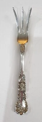 Tenedor de limón Gorham Buttercup de plata de ley de 4 1/2" Foto 1 de 3