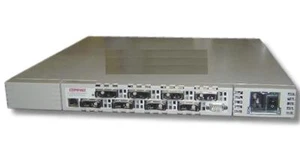 Commutateur Fibre Channel Compaq StorageWorks 158222-B21 - Photo 1/1