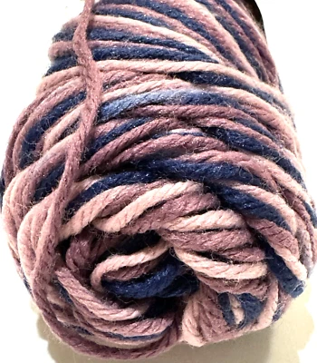 VTG Prestige Yarn 5560 Grapes Ombre DyeLt 29002W1 4 PLY Dupont Acrylic Mothproof - Image 1 of 4