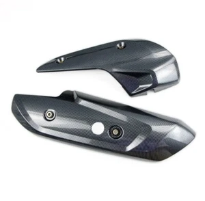 PARACALORE PROTEZIONE MARMITTA STILE CARBONIO - TMAX 530 560 2017-2021 - Imagen 1 de 3