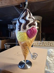Eiskarussell Schokosoße Eisdiele Waffelhalter Eistüte Eiswaffel Werbefigur - Bild 1 von 6