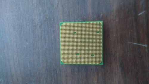 Processeur AMD 5200+ ADA5200IAA6CS 2,6 GHZ Socket AM2 - Photo 1/1