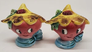 Vintage Beet Salt & Pepper Shakers RARE Anamorphic Ceramic Vegetable Japan - Bild 1 von 6