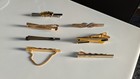 7 Stück Krawattennadeln wie neu - Gold / silber / schwarz / mit Kunstdiamant