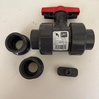 Spears 1829-010 235 PSI PVC 1” Válvula de bola industrial rosca o pegamento Foto 1 de 4