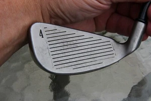 Callaway Big Bertha 4 Iron 1996 RH Graphite Senior Light shaft - Picture 1 of 5