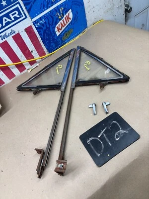 1960-1965 FORD FALCON COMET DOOR WING VENT SMOKER WINDOWS SET PAIR OE BROKEN NOB - Image 1 of 4