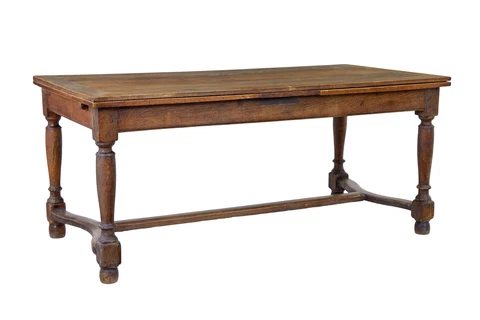 EARLY 19TH CENTURY OAK EXTENDING DINING TABLE Cover