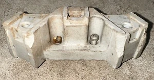 GE Meter Socket Base Ceramic ONLY 120/240 VAC 9925395P-1 - Picture 1 of 2