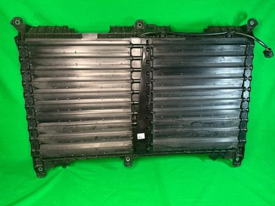 Toyota Tundra 2022 2023 2024 2025 obturador radiador usado OEM 459313 10190 Foto 1 de 4