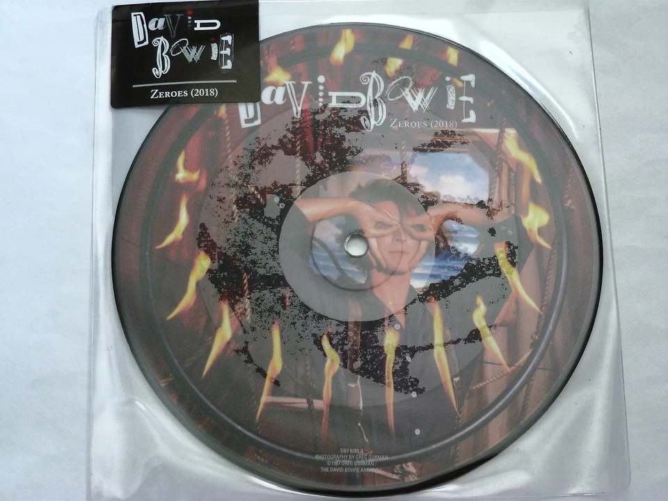 DAVID BOWIE VINYL 45 RPM 7" - Zeroes (2018) - Image 1 of 2
