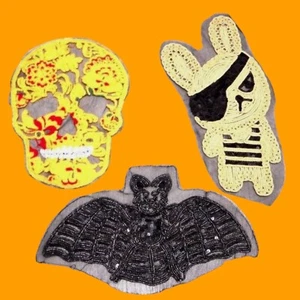PARCHE GRANDE ADORNADO bordado pirata conejito azúcar calavera vampiro murciélago gótico Y1 - Imagen 1 de 5