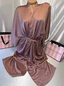 Victorias Secret Satin Robe 3/4 Length BEAUTIFUL! XS/S - Picture 1 of 1