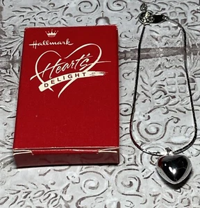 SALE $10 Hallmark Heart's Delight Bracelet Silver - Picture 1 of 5