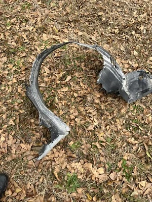 Mercedes-Benz W208 1999-2002 CLK430 CLK320 CLK55 guardabarros forro cubierta contra salpicaduras OEM L Foto 1 de 4