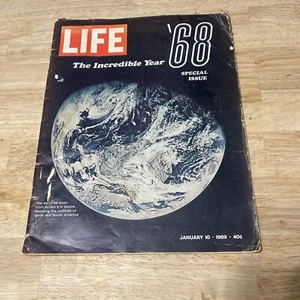 Life Magazine NASA Apollo 11 Incredible Year Earth Rise Photos January 10 1969 - Bild 1 von 5