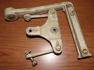 Bell Anti Torque Bellcrank 206-001-702-005 w/ Pedal 206-001-703-001 - Picture 1 of 3