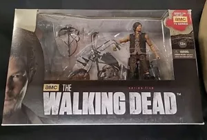 McFarlane Daryl Dixon with Chopper The Walking Dead Deluxe Box Set Series 5 - Picture 1 of 6