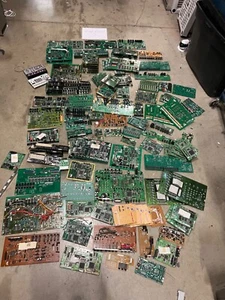 Korg MASSIVE Parts/ board lot of 249 PCS -Must see!-KLM - Picture 1 of 14