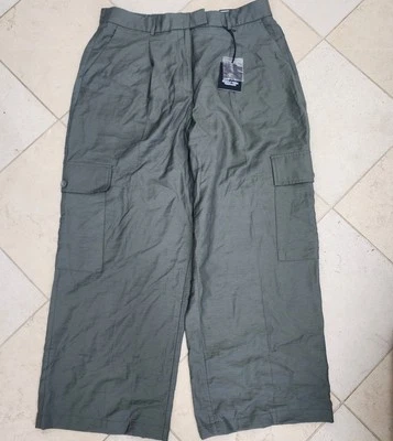 Pantalones de vestir cargo Simply Vera Vera Wang talla 16 verdes suaves elásticos nuevos con etiquetas Foto 1 de 4