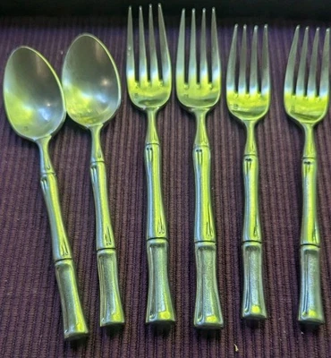 Cubiertos de bambú de acero inoxidable Fortessa Royal Pacific de 6 piezas Foto 1 de 2