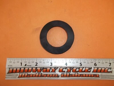 SUZUKI 69 - 90  GT250 T350 FA50 NOS OEM FUEL TANK CUSHION RUBBER 44261-27000  jh - Image 1 of 4