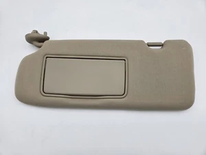 2017-2022 Honda CR-V Driver Sun Visor Ivory YR449L No Light Pocket OEM - Picture 1 of 7