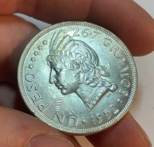 Dominican Republic - 1952 Large Silver Peso - Nice - Picture 1 of 5