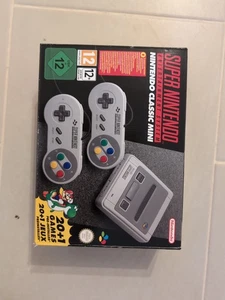 Nintendo Classic Mini Super Spielekonsole - Grau (1121384DEE1C2877) - Bild 1 von 1