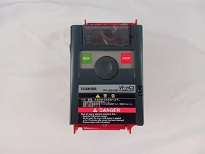 Toshiba VFD 220 VAC Uso con comandi trasportatore Cassel HQ - Foto 1 di 4