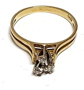 Stunning 18K Yellow & White Gold Genuine Diamond Ladies Engagement Ring 18ct 750 - Picture 1 of 8