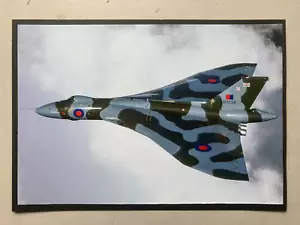 MILITARY AVIATION PRINT- VULCAN XH558 BOMBER AIR-TO-AIR IN 2015 - Picture 1 of 1