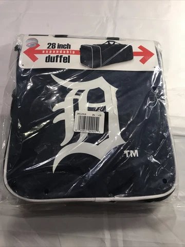 MLB Brand DETROIT TIGERS Weekender duffel bag NEW WITH TAGS Huge 28 Inch G7 Cover