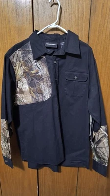 RealTree Black and Hardwoods Camo Button Up Shooting Shirt Size XL NWT's - Image 1 of 4