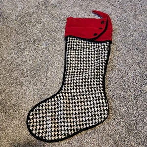 Medias de Navidad ROJAS Negro Blanco PATA DE GALLO Sofisticadas 3 Botones - Imagen 1 de 4