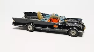 CORGI TOYS, BATMOBILE - Picture 1 of 7