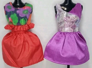 Vintage 1996 Mattel Barbie Partial Fashion Gift Pack (2) Outfits #68585-92 - Picture 1 of 4