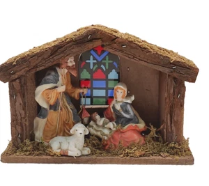 C3) Alte Weichnachtskrippe aus Holz mit Figuren - Bild 1 von 6