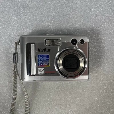 Vivitar Series 1 Vivicam 8400 8.0 Mega Pixel Digital Camera, complete. WORKS - Image 1 of 4