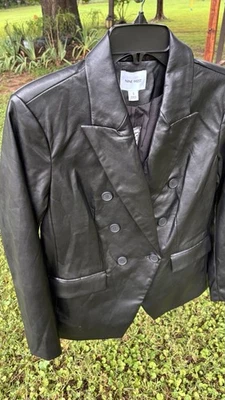 全新带标签女式 Nine West 黑色 100% 皮革夹克纽扣长袖衬里 S 码 — 第 1/4 张图片