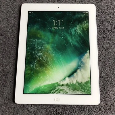 Apple iPad 4 A1458 (4th Generation) White 16GB Wi-Fi 9.7” iOS 10.3.3 - WORKS - Image 1 of 4