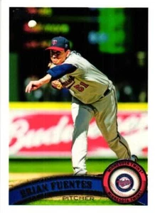 2011 Topps #54 Brian Fuentes - Picture 1 of 2