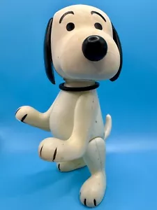 Vintage 1966 vinile SNOOPY United Feature Syndicate Peanuts Snoopy bambola posabile 7" - Foto 1 di 24