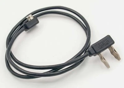 LEICA 98372 FLASH CORD FOR F & G MODEL LEICA 35MM CAMERAS, 14/30", NEW / OFFER - Image 1 of 4