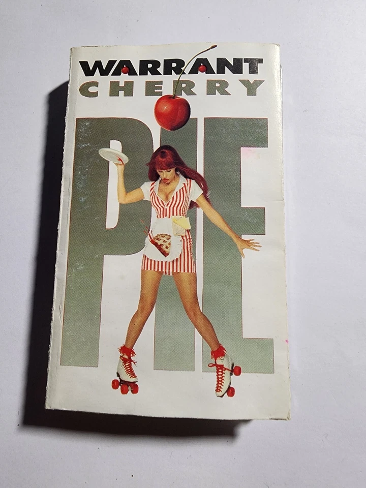 Cherry Pie - Warrant (Album, Cassette, 1990, Columbia VG+ CS2 - Image 1 of 1