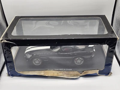 Dodge Viper SRT-10 Coupè Nero 1:18 AutoArt In Box - Immagine 1 di 4