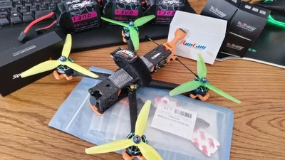 Freestyle FPV Copter Racer 6S SpeedyBee F7 50A TBS  RunCam Link HD DJI Vista - Bild 1 von 4
