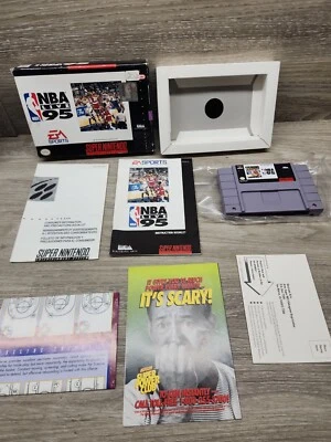 NBA Live 95 (Super Nintendo Entertainment System, 1994) ¿Nuevo? Paquete de desgaste Foto 1 de 4
